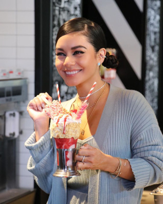 Vanessa Hudgens pic #1181101
