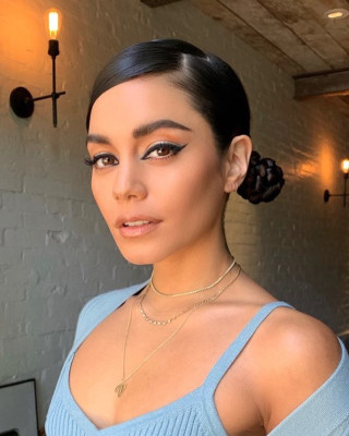 Vanessa Hudgens pic #1181105