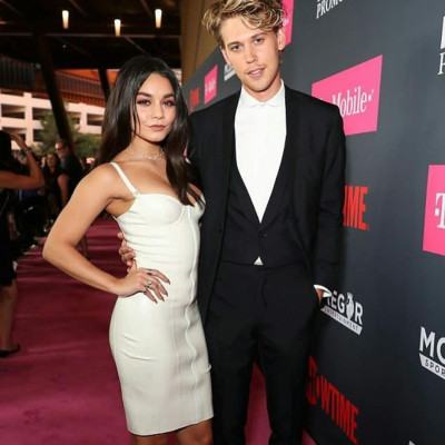 Vanessa Hudgens pic #991188