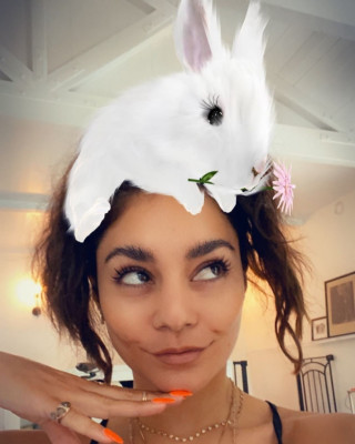 Vanessa Hudgens pic #1259525