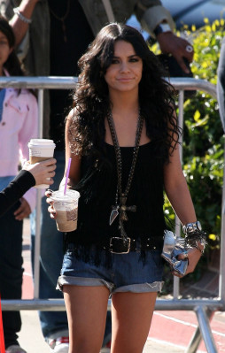Vanessa Hudgens pic #148719