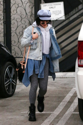 Vanessa Hudgens pic #1030712