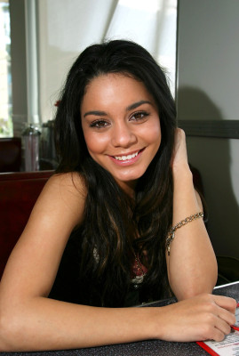 Vanessa Hudgens pic #143889