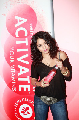 Vanessa Hudgens pic #543846