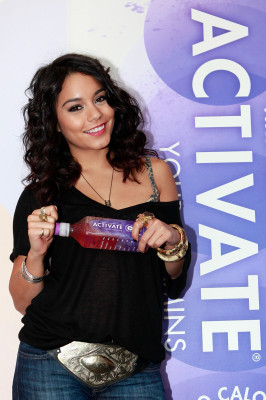 Vanessa Hudgens pic #543845