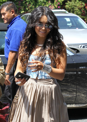 Vanessa Hudgens pic #512595