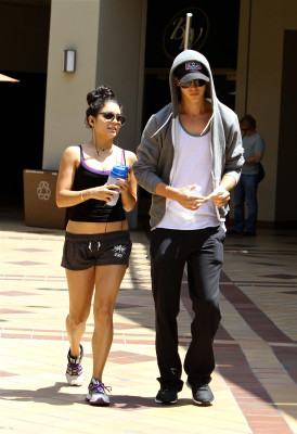 Vanessa Hudgens pic #513962