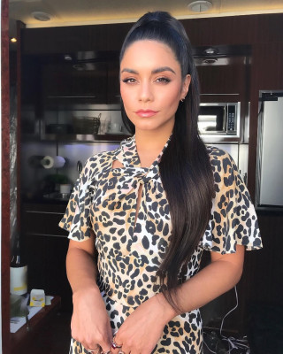 Vanessa Hudgens pic #1117680
