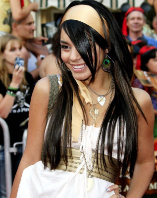 Vanessa Hudgens pic #136270