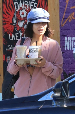 Vanessa Hudgens pic #989756