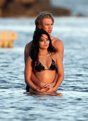 Vanessa Hudgens pic #479455