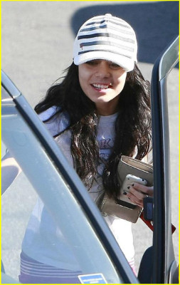 Vanessa Hudgens pic #151275