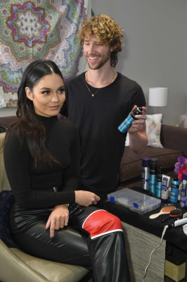 Vanessa Hudgens pic #1009917