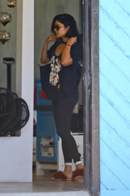Vanessa Hudgens pic #989373