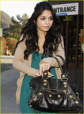 Vanessa Hudgens pic #151065