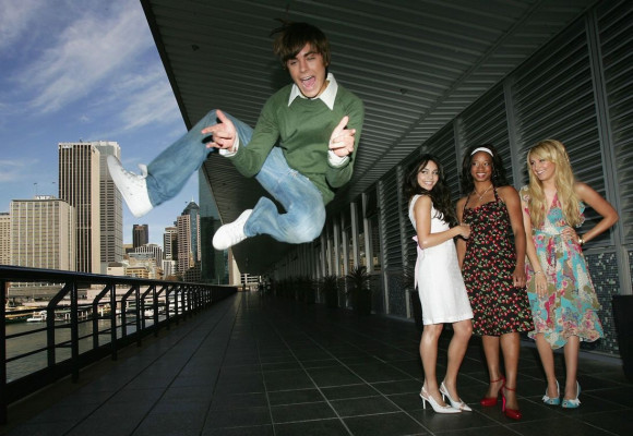 Vanessa Hudgens pic #283530