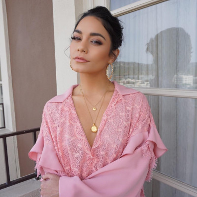 Vanessa Hudgens pic #1150101