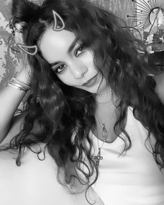 Vanessa Hudgens pic #1288192