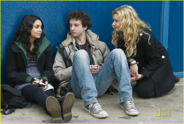 Vanessa Hudgens pic #172304