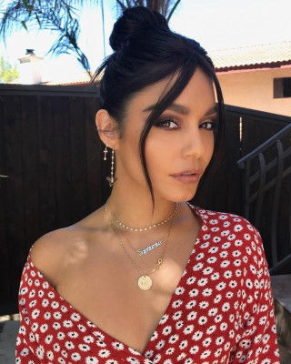 Vanessa Hudgens pic #1117673