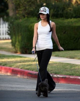 Vanessa Hudgens pic #713018