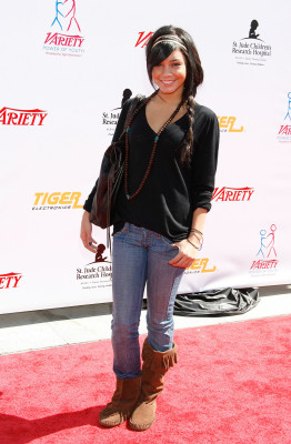 Vanessa Hudgens pic #124584