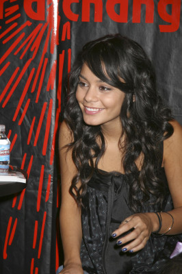 Vanessa Hudgens pic #164677