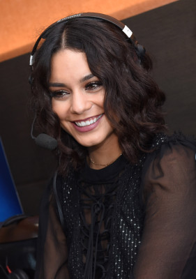 Vanessa Hudgens pic #901570