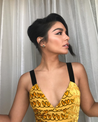 Vanessa Hudgens pic #1117303