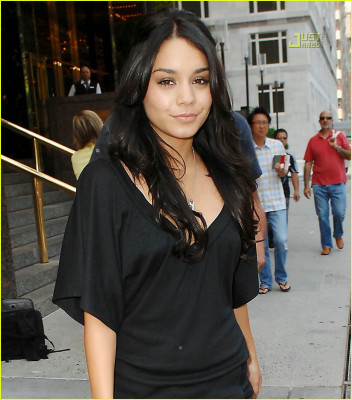 Vanessa Hudgens pic #146476