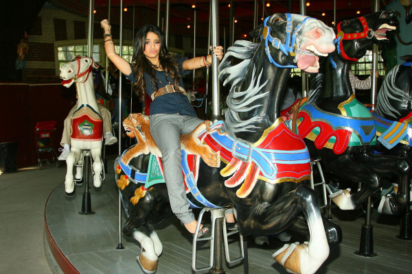 Vanessa Hudgens pic #138036