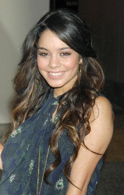 Vanessa Hudgens pic #711983