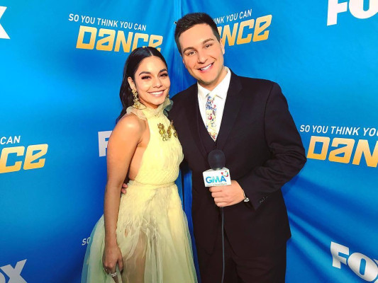 Vanessa Hudgens pic #1006837