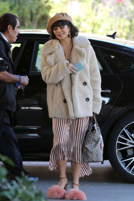 Vanessa Hudgens pic #1024915