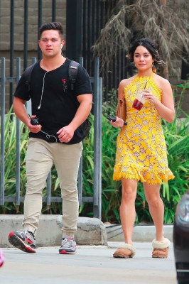 Vanessa Hudgens pic #1016055