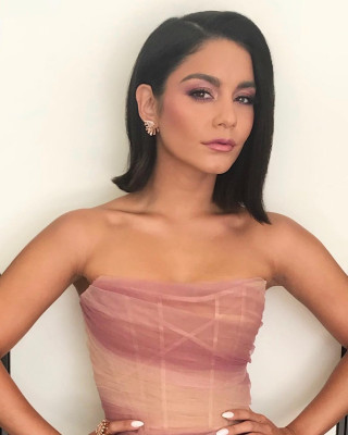 Vanessa Hudgens pic #1117325
