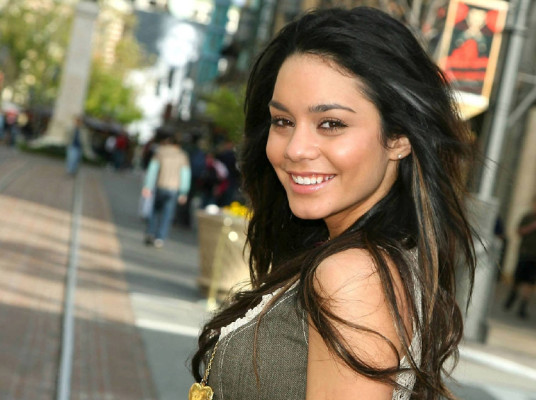 Vanessa Hudgens pic #129560