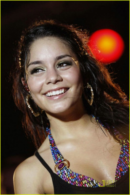 Vanessa Hudgens pic #136682