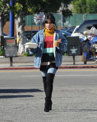 Vanessa Hudgens at Blue Bottle Coffee in LA 12/03/2018