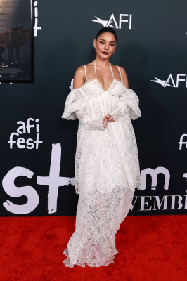 Vanessa Hudgens-Netflix&#039;s &quot;tick, tick...BOOM!&quot; World Premiere
