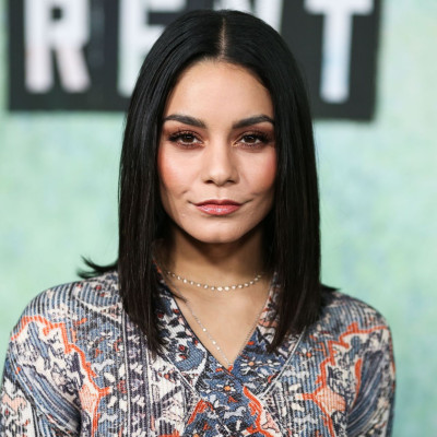Vanessa Hudgens – “Rent: Live” TV Show Photocall in LA