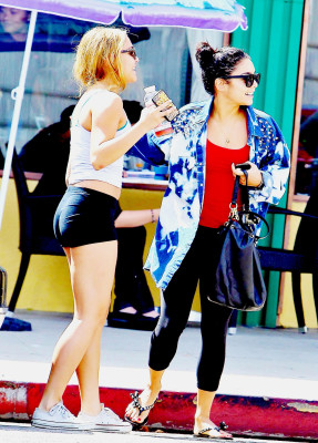 Vanessa Hudgens pic #563959