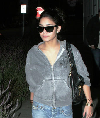 Vanessa Hudgens pic #150001