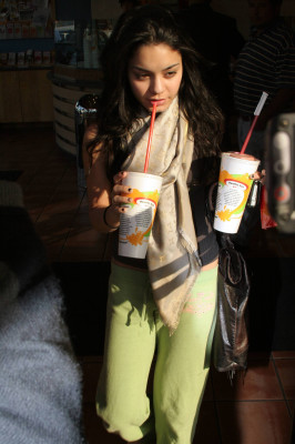 Vanessa Hudgens pic #150248