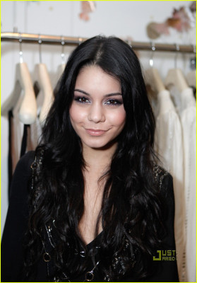 Vanessa Hudgens pic #267944