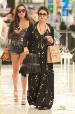 Vanessa Hudgens pic #469233