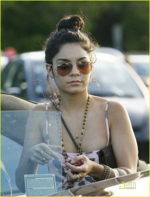 Vanessa Hudgens pic #155111