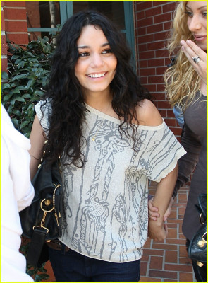 Vanessa Hudgens pic #267923