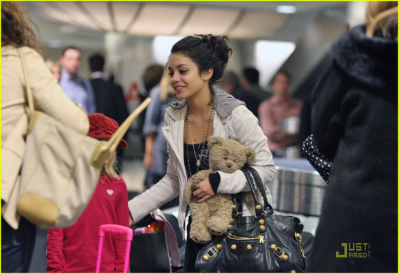 Vanessa Hudgens pic #173497
