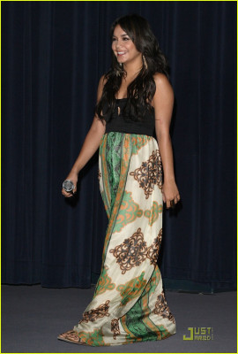 Vanessa Hudgens pic #269022